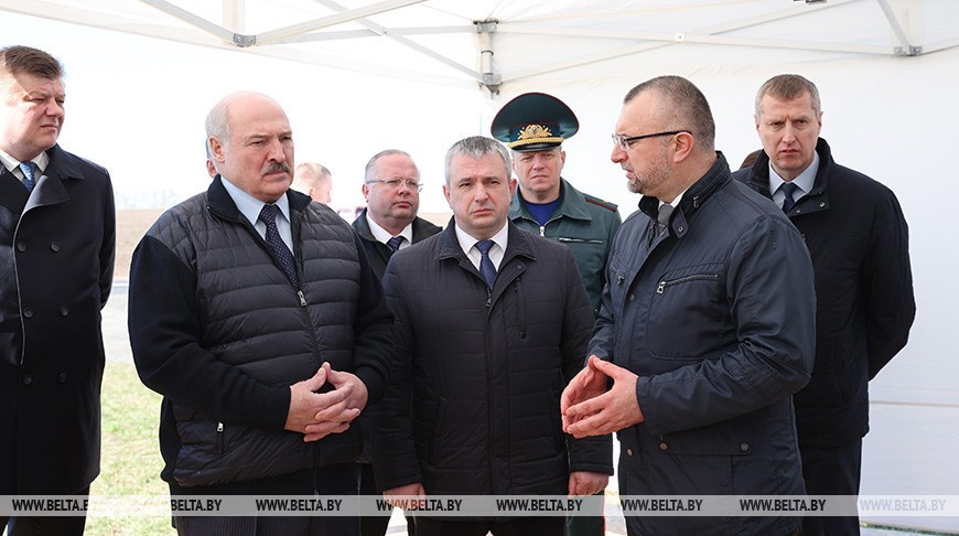 “Чтобы не было ссылок на санкции”. Лукашенко подчеркивает важность полного обеспечения лекарствами